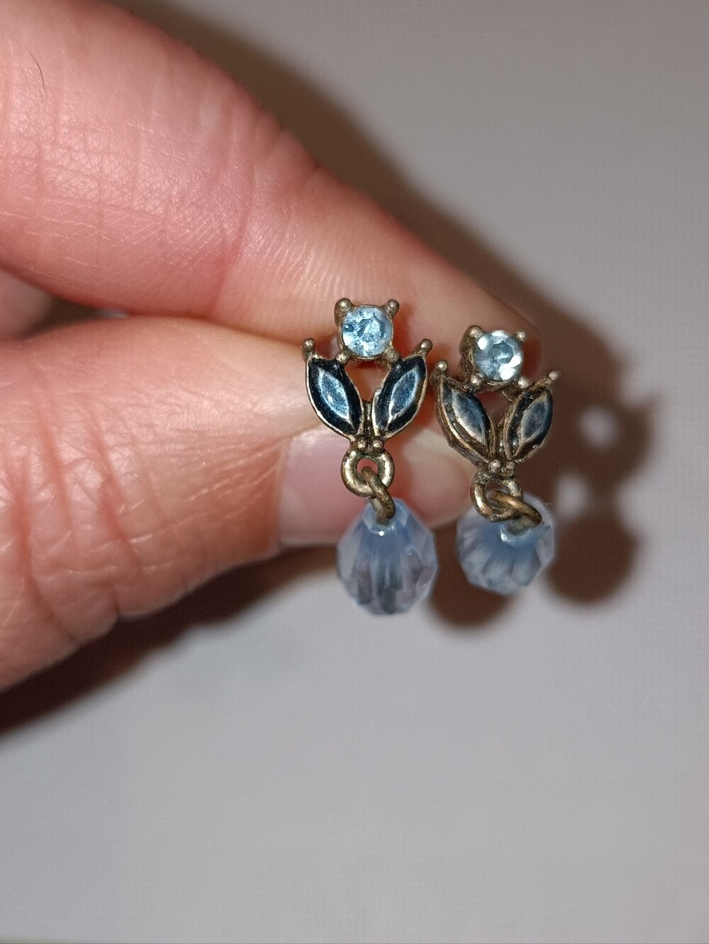 Treska Flower Stud Earring And Earring Bundle (6 Pairs Total) - Picture 7 of 7